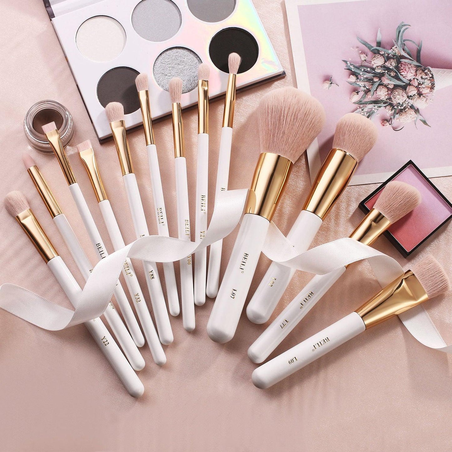 BEILI 30Pcs Premium Pink Vegan Professional Makeup Brush Set WG30