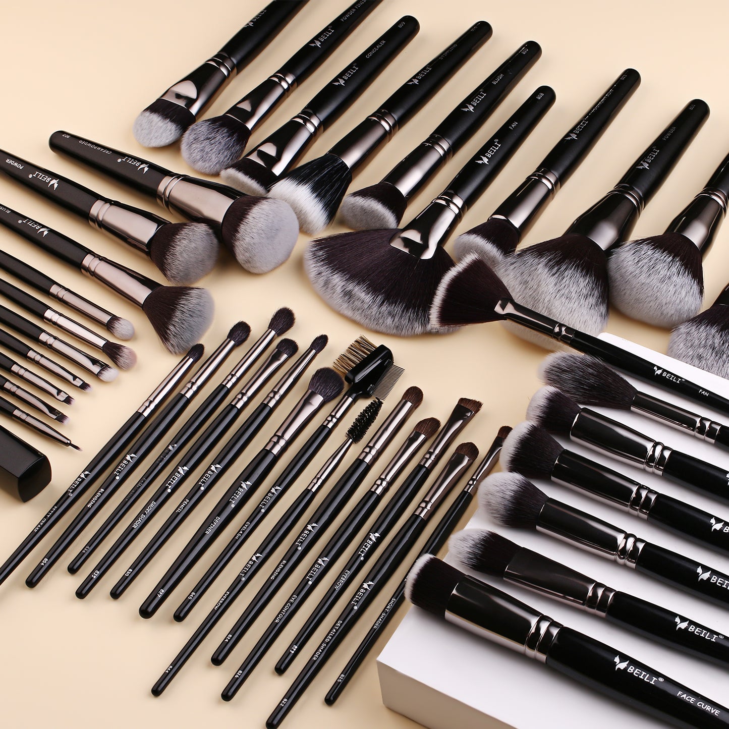 Set completo di pennelli per trucco professionale LUXURY 40 pezzi BX-S40