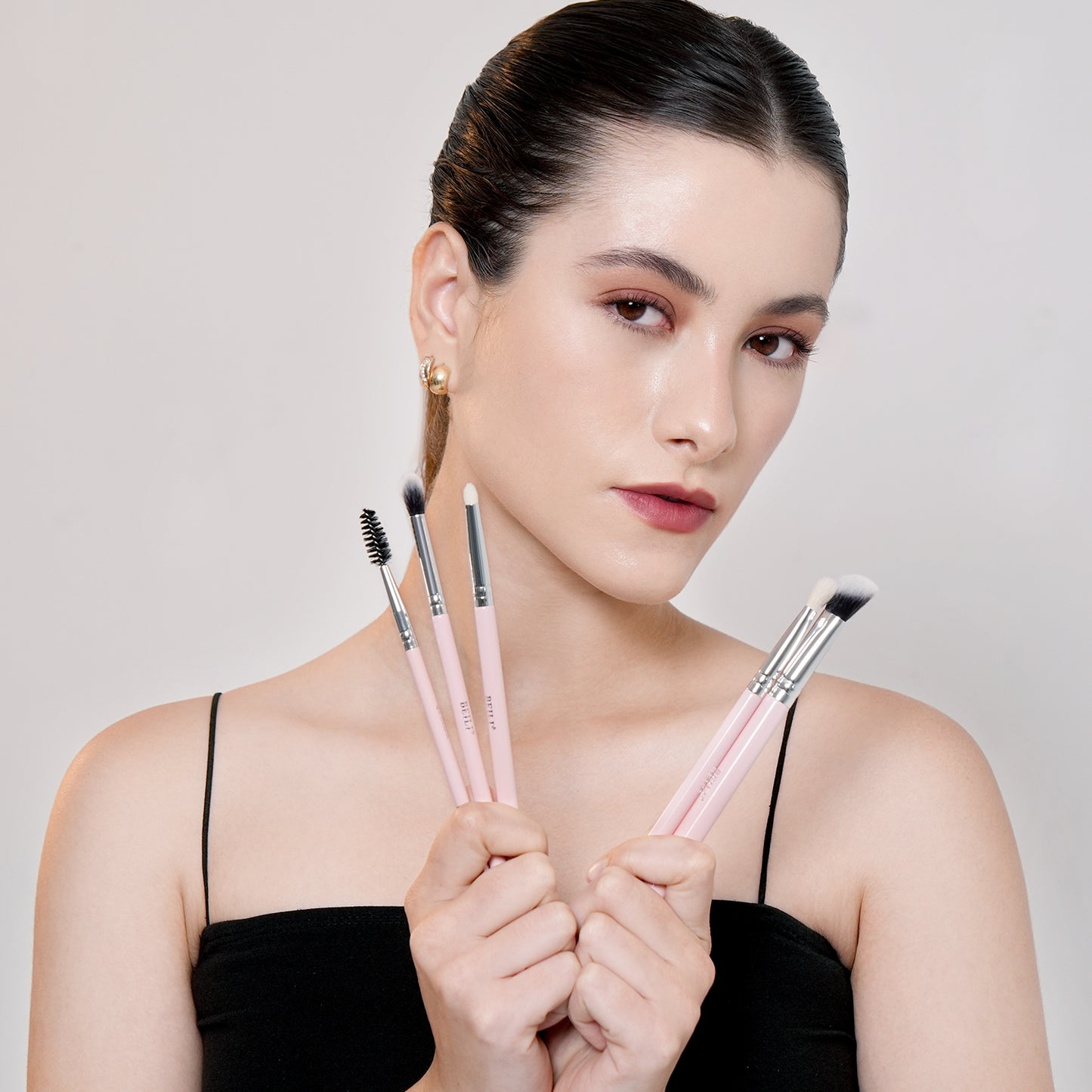 Set di pennelli per trucco rosa arrossato 9 pezzi FY09
